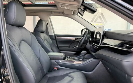 Toyota Highlander, 2025 год, 4 849 000 рублей, 10 фотография