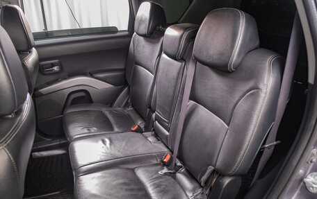 Mitsubishi Outlander III рестайлинг 3, 2007 год, 1 299 000 рублей, 16 фотография