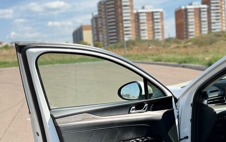 KIA K5, 2020 год, 2 750 000 рублей, 21 фотография