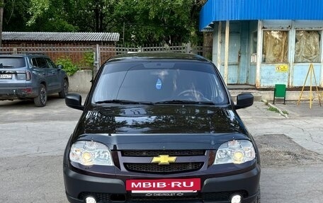 Chevrolet Niva I рестайлинг, 2014 год, 697 000 рублей, 2 фотография