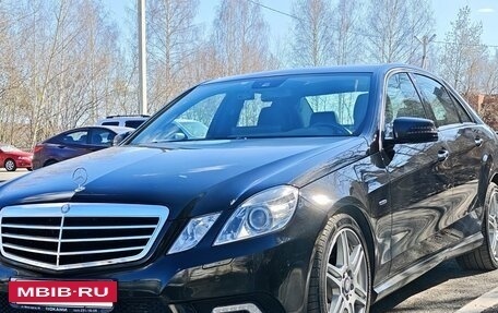 Mercedes-Benz E-Класс, 2011 год, 1 750 000 рублей, 3 фотография