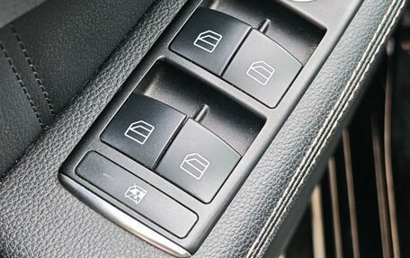 Mercedes-Benz E-Класс, 2011 год, 1 750 000 рублей, 14 фотография