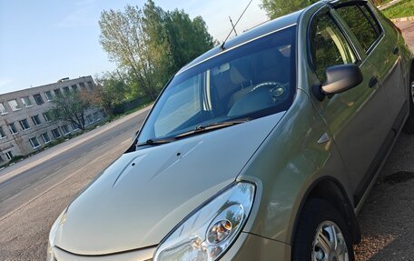 Renault Sandero I, 2012 год, 710 000 рублей, 3 фотография