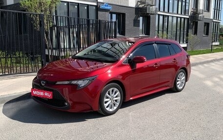 Toyota Corolla, 2021 год, 1 825 000 рублей, 2 фотография
