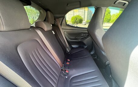 Toyota Yaris, 2021 год, 1 500 000 рублей, 7 фотография