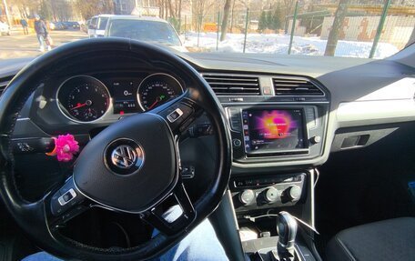Volkswagen Tiguan II, 2017 год, 1 490 000 рублей, 13 фотография