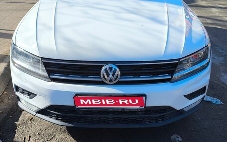 Volkswagen Tiguan II, 2017 год, 1 490 000 рублей, 3 фотография