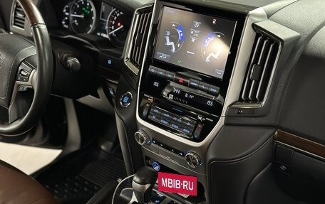 Toyota Land Cruiser 200, 2015 год, 6 300 000 рублей, 22 фотография