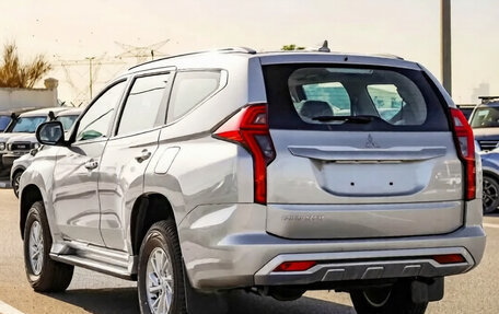 Mitsubishi Pajero Sport III рестайлинг, 2023 год, 3 760 009 рублей, 5 фотография