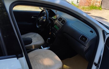 Volkswagen Polo VI (EU Market), 2012 год, 820 000 рублей, 13 фотография