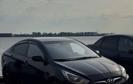 Hyundai Solaris II рестайлинг, 2014 год, 449 000 рублей, 2 фотография