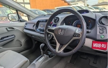 Honda Insight II рестайлинг, 2012 год, 720 000 рублей, 10 фотография
