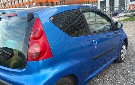 Peugeot 107 I рестайлинг, 2011 год, 420 000 рублей, 3 фотография