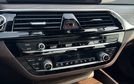 BMW 5 серия, 2017 год, 3 850 000 рублей, 9 фотография