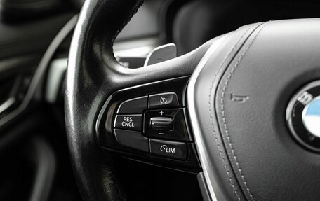 BMW 5 серия, 2018 год, 3 039 000 рублей, 15 фотография
