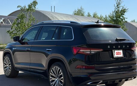 Skoda Kodiaq I, 2023 год, 3 800 000 рублей, 3 фотография