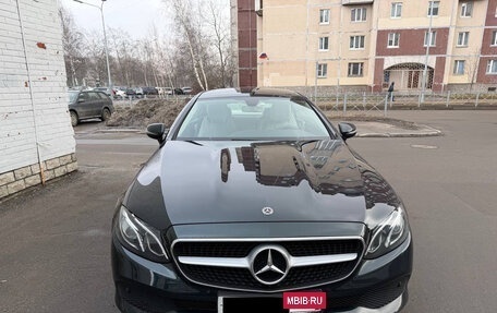 Mercedes-Benz E-Класс, 2020 год, 5 000 000 рублей, 3 фотография