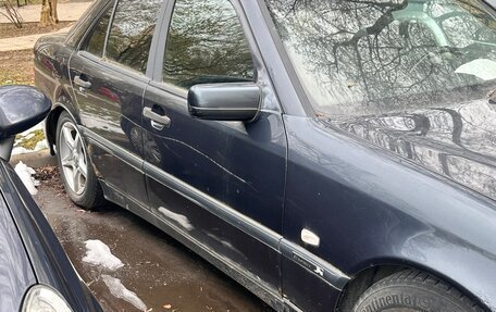 Mercedes-Benz C-Класс, 1998 год, 190 000 рублей, 3 фотография