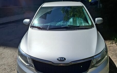 KIA Rio III рестайлинг, 2016 год, 937 000 рублей, 1 фотография
