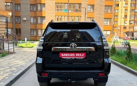 Toyota Land Cruiser Prado 150 рестайлинг 2, 2021 год, 5 650 000 рублей, 5 фотография