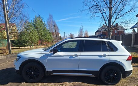 Volkswagen Tiguan II, 2018 год, 2 330 000 рублей, 8 фотография