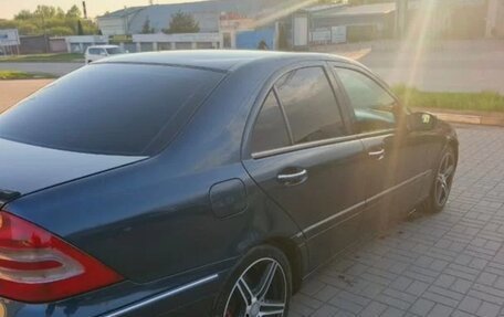 Mercedes-Benz C-Класс, 2003 год, 630 000 рублей, 11 фотография