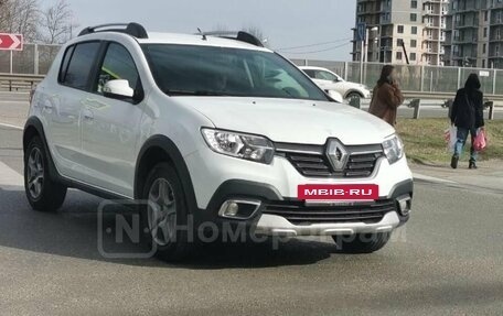 Renault Sandero II рестайлинг, 2020 год, 1 355 555 рублей, 2 фотография