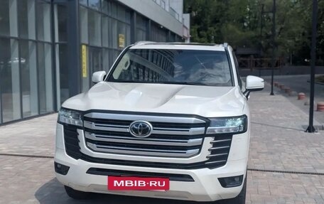 Toyota Land Cruiser, 2021 год, 9 000 000 рублей, 4 фотография