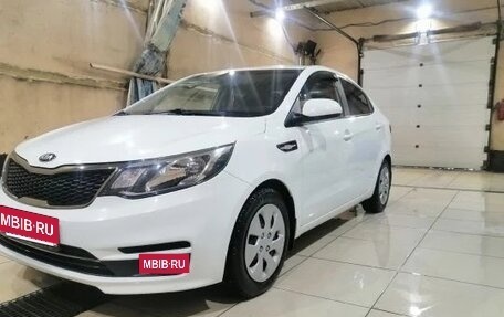 KIA Rio III рестайлинг, 2015 год, 780 000 рублей, 3 фотография