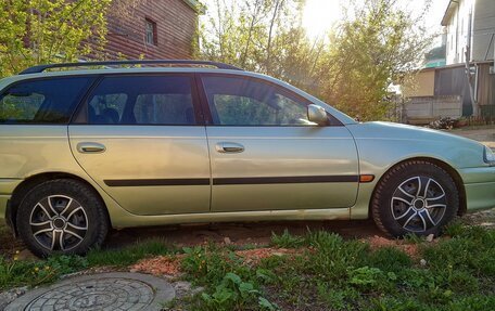Toyota Avensis III рестайлинг, 1998 год, 350 000 рублей, 2 фотография