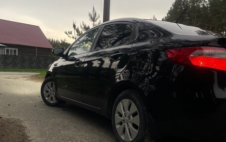 KIA Rio III рестайлинг, 2011 год, 800 000 рублей, 5 фотография