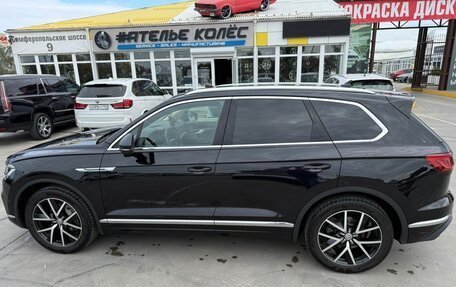 Volkswagen Touareg III, 2019 год, 5 300 000 рублей, 4 фотография