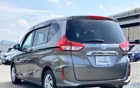 Honda Freed II, 2023 год, 1 460 000 рублей, 6 фотография