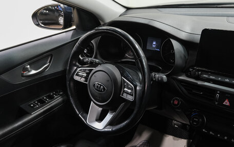 KIA K3, 2019 год, 1 799 000 рублей, 16 фотография