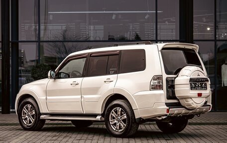 Mitsubishi Pajero IV, 2013 год, 1 855 000 рублей, 4 фотография