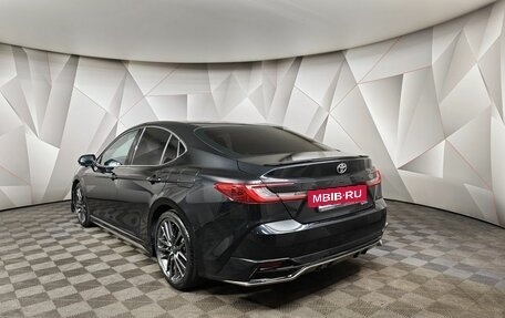 Toyota Camry, 2024 год, 3 800 000 рублей, 4 фотография