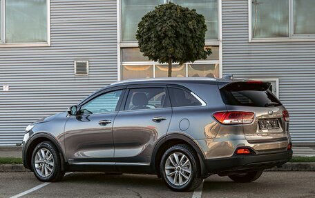KIA Sorento III Prime рестайлинг, 2017 год, 1 995 000 рублей, 4 фотография