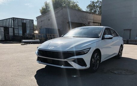 Hyundai Elantra, 2025 год, 1 700 000 рублей, 2 фотография