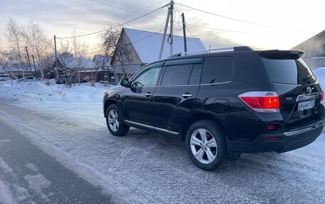 Toyota Highlander III, 2013 год, 1 850 000 рублей, 6 фотография