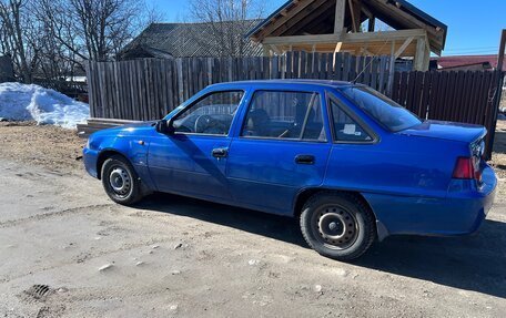 Daewoo Nexia I рестайлинг, 2010 год, 300 000 рублей, 3 фотография