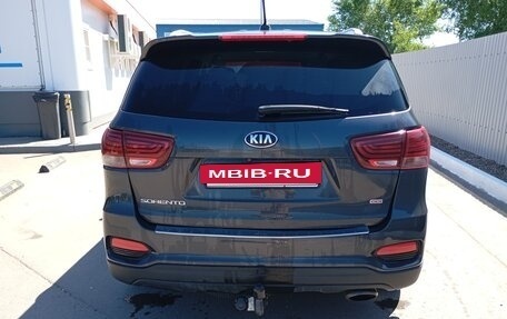 KIA Sorento III Prime рестайлинг, 2018 год, 2 400 000 рублей, 4 фотография