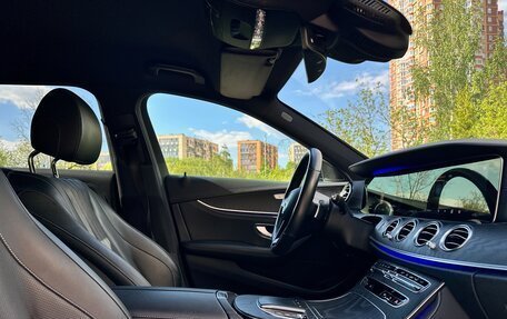 Mercedes-Benz E-Класс, 2020 год, 4 290 000 рублей, 12 фотография