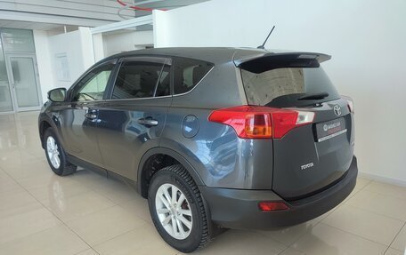 Toyota RAV4, 2013 год, 1 388 000 рублей, 6 фотография