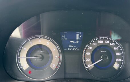 Hyundai Solaris II рестайлинг, 2011 год, 470 000 рублей, 6 фотография