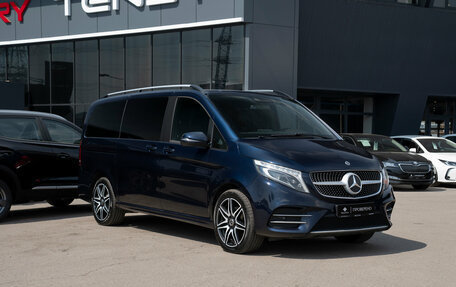 Mercedes-Benz V-Класс, 2019 год, 4 800 000 рублей, 2 фотография