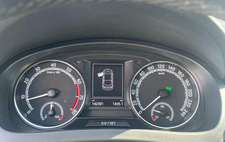 Skoda Rapid I, 2017 год, 1 470 000 рублей, 10 фотография