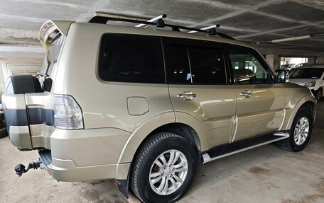 Mitsubishi Pajero IV, 2017 год, 3 350 000 рублей, 3 фотография