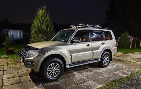 Mitsubishi Pajero IV, 2017 год, 3 350 000 рублей, 5 фотография