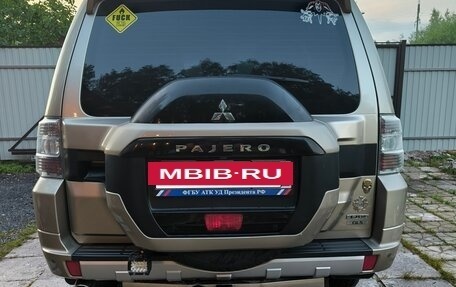 Mitsubishi Pajero IV, 2017 год, 3 350 000 рублей, 7 фотография