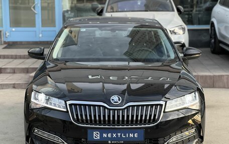 Skoda Superb III рестайлинг, 2025 год, 3 890 000 рублей, 4 фотография